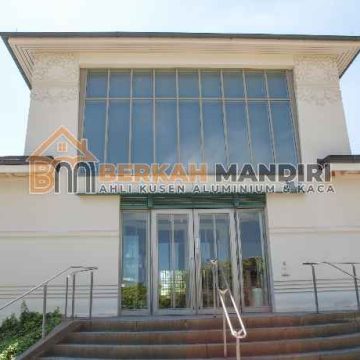 Tukang Pintu Kaca Terdekat Karawang untuk Ruko dan Kantor